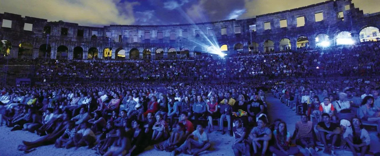 Arena Sunset, Sea Coloseum View, 2 Rooms Free Parking Pula Apartment